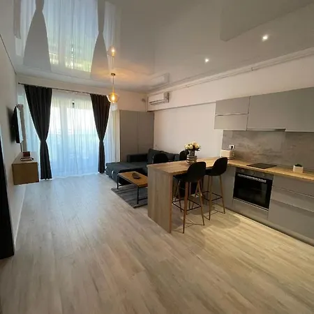Mirage Sea Breeze Mamaia