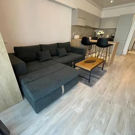 Apartment Mirage Sea Breeze Mamaia